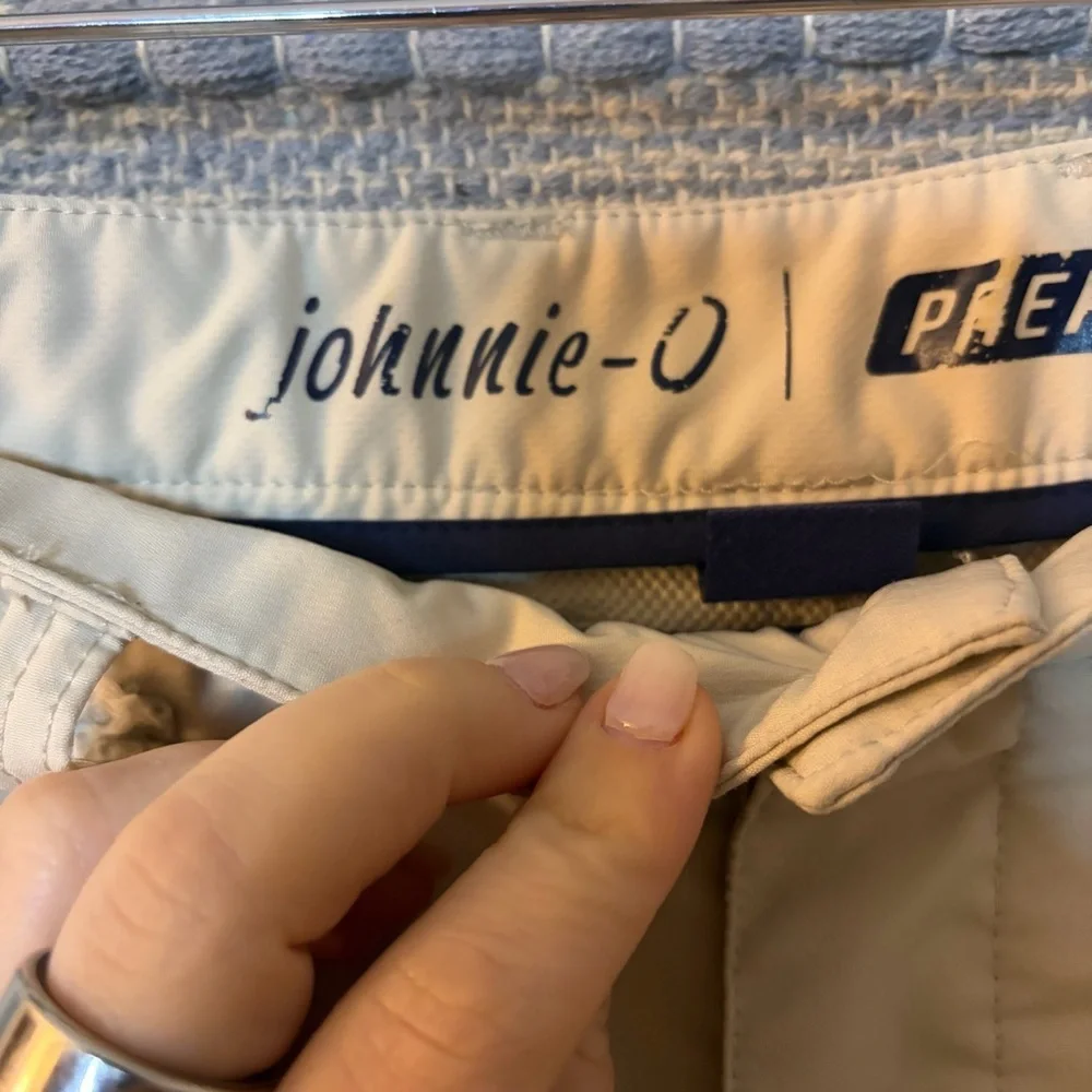 Johnnie-O Khaki Shorts men’s size 35